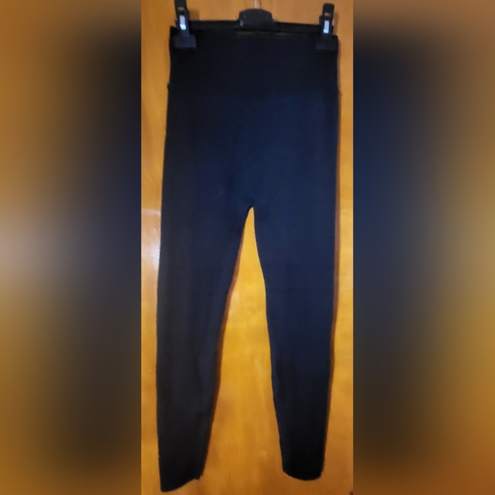 FABLETICS  Scuptknit leggings